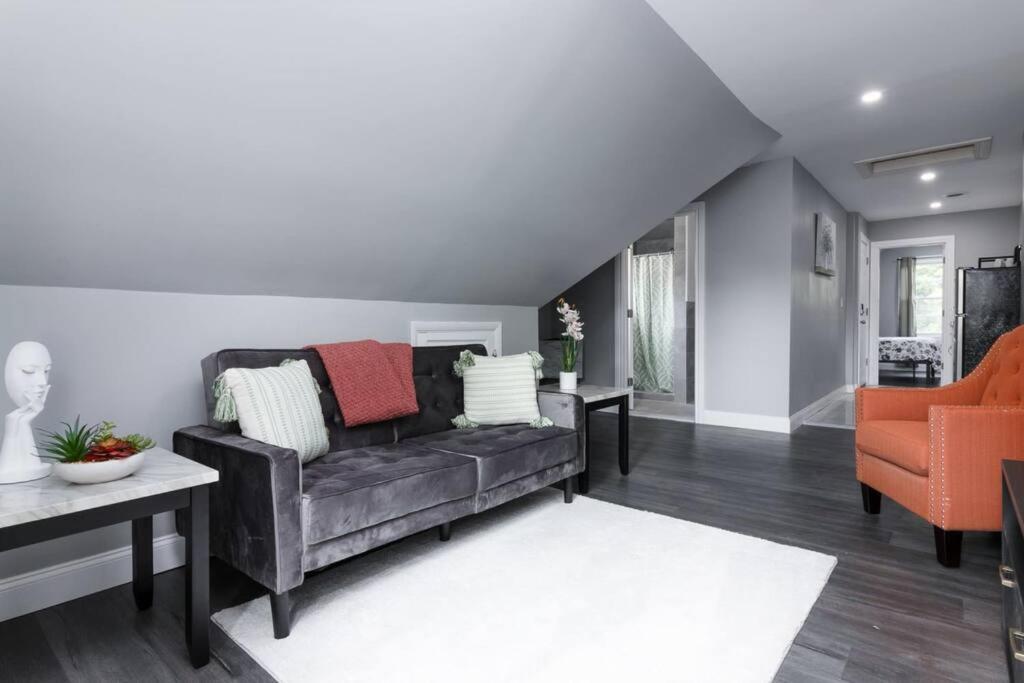 Cozy Micro Apartment, Minutes From Falls Niagarawatervallen Buitenkant foto