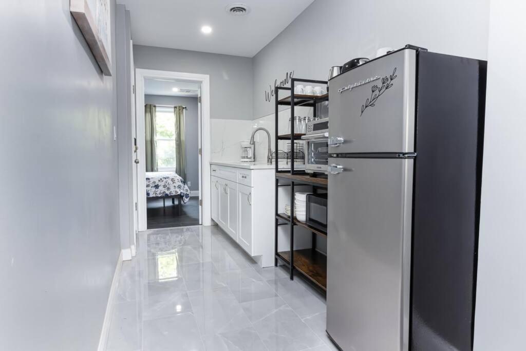 Cozy Micro Apartment, Minutes From Falls Niagarawatervallen Buitenkant foto